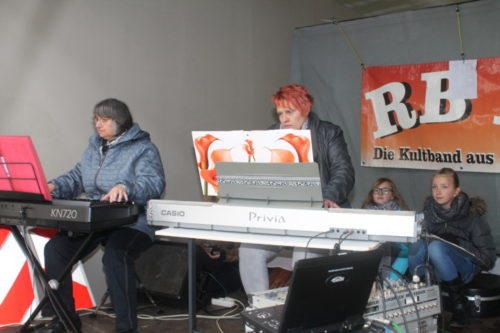 Am Fachgeschäft Ulke sorgte unter anderem die Musikschule für musikalische Unterhaltung. Foto. Uwe Wolf